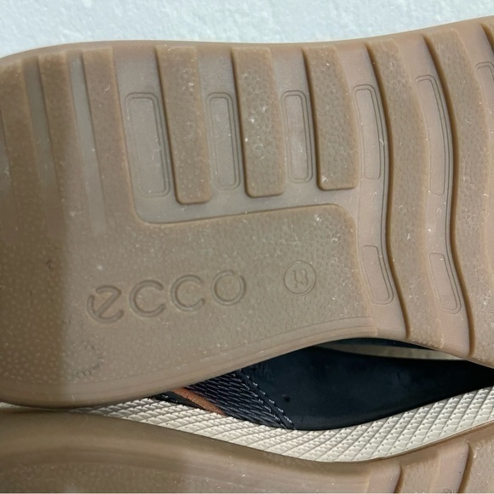 Ecco Byway Tred Urban Sneaker Size 9 - Picture 9 of 10